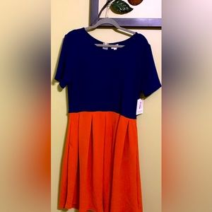 NEW WOMEN'S LULAROE AMELIA TEXTURED FIT & FLARE DRESS SIZE 2XL Pockets